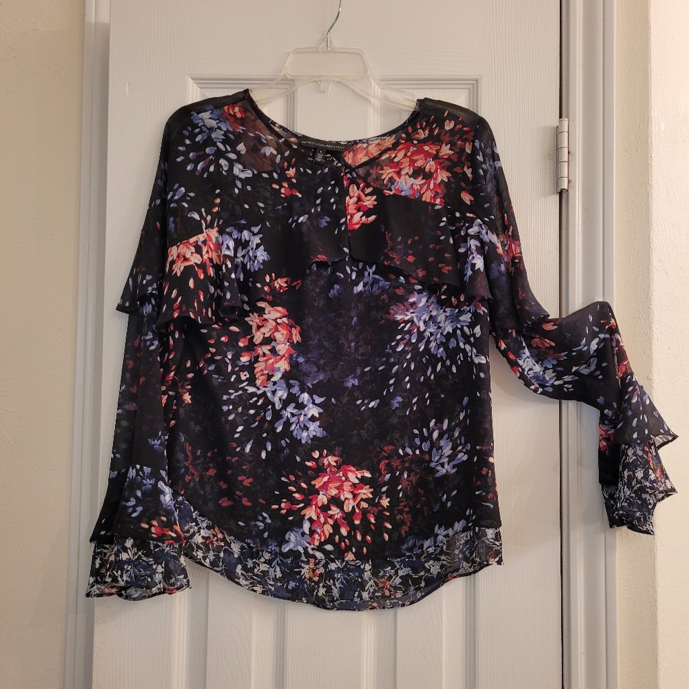 White House Black Market womens top